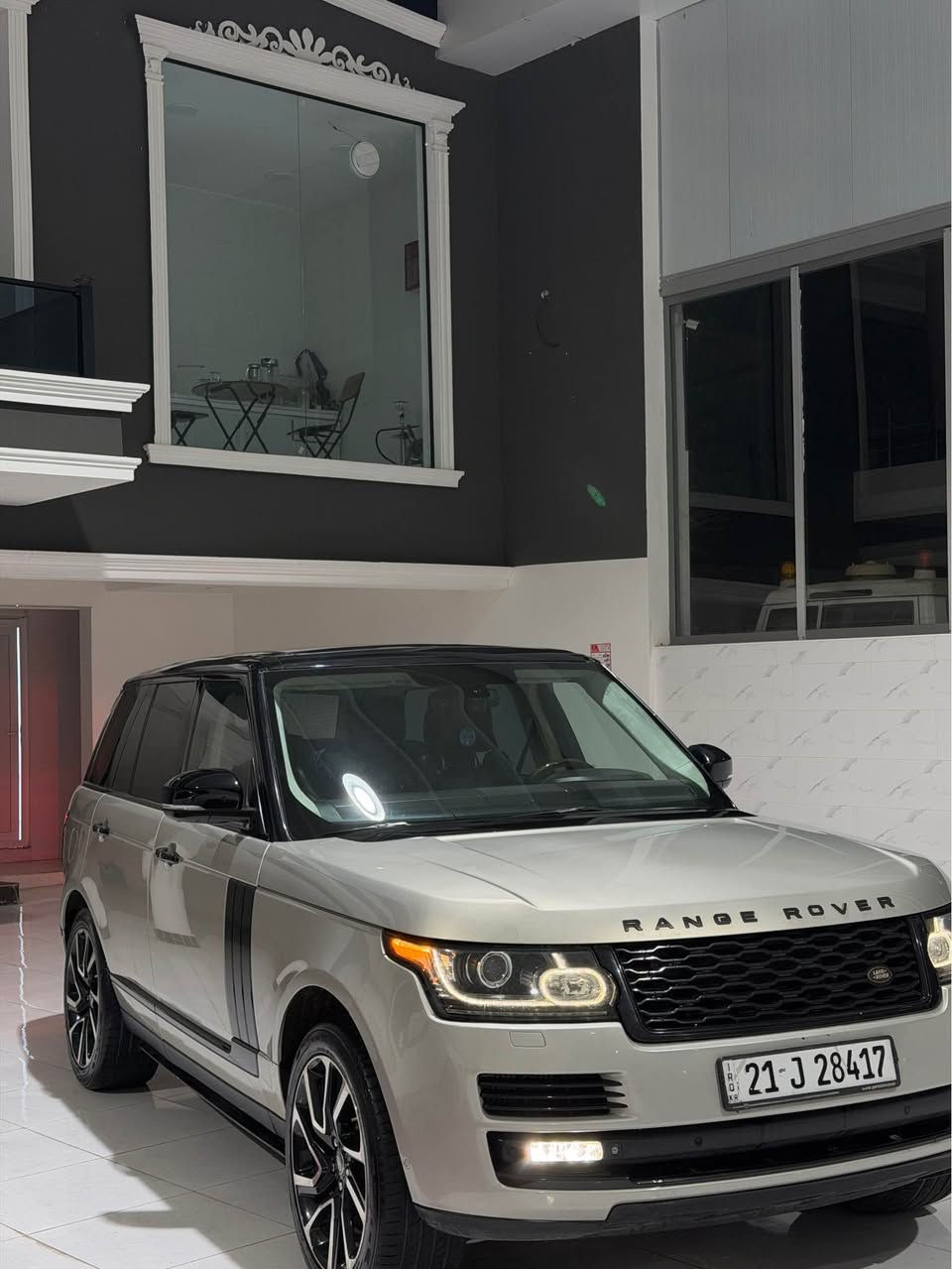 محرك مرغوب ٨ و ديزل(گاز)
سياره  محدث  شكل ٢٠١٩
بها ٣ قطع كلير بدون داخل
سياره ماشالله جديده
فول فول موصفات
بانوراما
ابواب شفط
صندوق شفط(كهربائي)
داخل ابيض 
كشنات جلد (تدفئه و تبريد)
ستيرن هيتر
٥ كاميرات
٣شاشات
دوسات كهربائي
بعد بها هوايه موصفات 
كير محرك شرط
تحويل غرامات شرط
مكان السياره (دهوك) 
سعر السياره ٢٦٠ ورقه و مجال
مراوسه فقط مع سيارات رقم شمالي
*********** واتساب دهوك, العراق
