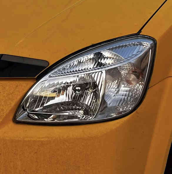 للبيع لايتات وا عطر اصلي يرهم ريو وا برايد    2010. السعر 100الف قفل شلع  ***********
