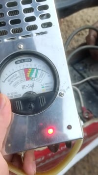 بطاريات العدد 5صار شهر مامشحونه تقره10السعر 150وبيهن مجال الشراي يتصل ...