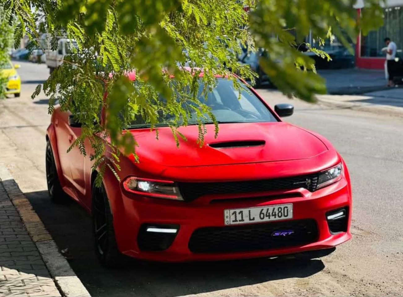 � للبيع – دودج جارجر سكات باك وايد بدي 2023 (Last Call) 🔥
📍 رقم بغداد – باسمي (تحويل فوري ثاني يوم)

🚗 المواصفات:

 • سكات باك وايد بدي – إصدار Last Call
 • الممشى: 27 ألف ميل
 • بدون فتحة سقف وبدون رادار أمامي
 • داخلية جلد أحمر (كنتار)
 • سقف روز رايز
 • كشنات تدفئة + تبريد
 •  كشنات ميموري خزن + ستيرن كهرباء 

⚙️ الإضافات:

 • برمجة مصطفى إيكل
 • هدرز + دبات و بوابات علي الوادي
 • شوتة AFE
 • ثروتل AFE
 • دركة كاربون فورجد
 • زرع عدسات LED
 • إنارة LED متغيرة
 • تغليف PPF طافي كامل

🛠️ الحالة:

 • حادث خفيف (بارد)
 • بارد جاملغ الخلفي فقط – بدون صبغ

💰 السعر: 33.000$ (330 ورقه )قابل للتفاوض للجادين

📞 (***********)للاستفسار خاص أو اتصال
العنوان بـغداد العطيفيه جامع براثا
🔥 سيارة جاهزة، نظيفة،
