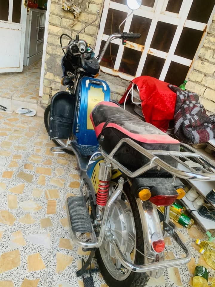 موطور شحن كلشي ما بي بس بطاريات يرادله بطارياته ب١٢٠اابيعه گشر ب١٧٥وبي مجال للشراي للتواصل ***********
بي واتساب  ما اتواجد فيس
