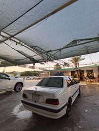 بيجو بارص للبيع موديل 2015 السياره نضيفه كلش وحمام بل كامل السياره قطع...