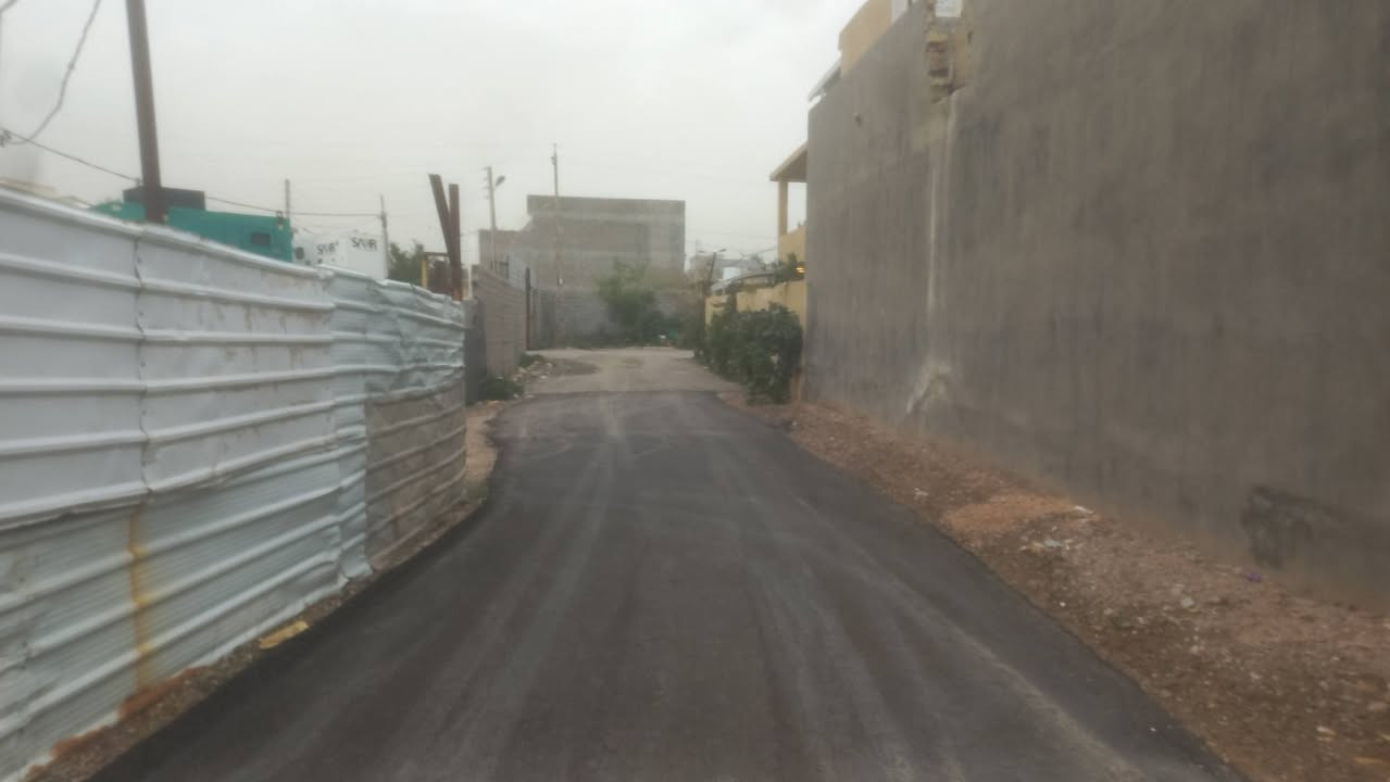 سلام عليكم مزرعه شاطيه للبيع المساحه دونم ونص الواجهه 24 ونزال 157 تحتوي على جميع الفواكه ولحمضيات ونخيل تحتوي على بيت مساحة البيت 270 بي 5 غرف نوب صحيات فوك وجوه سيراميك كاشي واصله مسبح قيد الانشاء، جميع الخدمات ماء كهرباء تبليط مجاري عقد عل 117 العقد بسم خالي موجود العنوان زعفرانيه نهاية الاربع شوارع مجاور مزرعة علي الدراجي ***********
