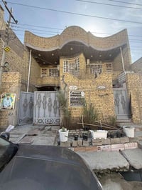 تقاطع شارع الملعب • ٣٠٠م • ٧غرف