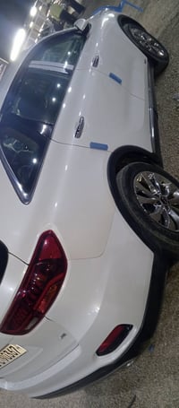 للبيع او مراوس سورنتو ١٩ بغداد خليجي ٦سلندر فول مواصفات بيهه ملاحضات ب...