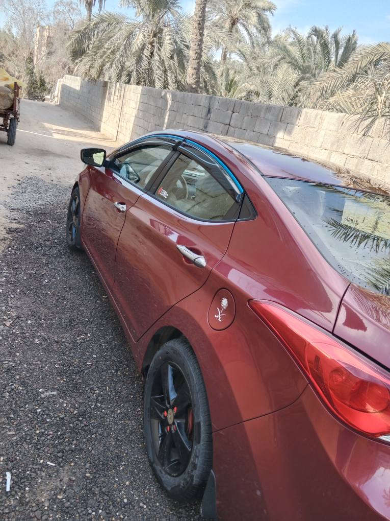 للبيع اللنترا 2013 رقم دولي بالبصرة محرك دوش 1800 /// 
محرك كير كفالة خليجي مابيهة نقص تماما  سنويا لل
  27 كفالة من الظربة والتبديل 
ملاحظة///السيارة مصبوغة عام بسبب جراد
  السعر 83 ورقة قفل قفل //سيارة جديدة مابيهة نقص برغي
الشراي يتصل *********** البصرة, العراق
