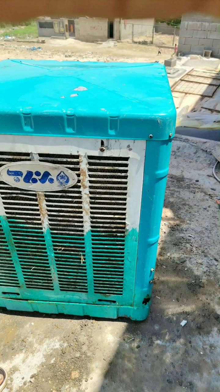 السلام عليكم مبرده برفاب الأصلي كامله من حلفه وغطاس وطوافه مبرده جاهزه نضيفه كما موضح بالصوره السعر 80وبيه مجال مدينه الصدر الحميديه ***********

