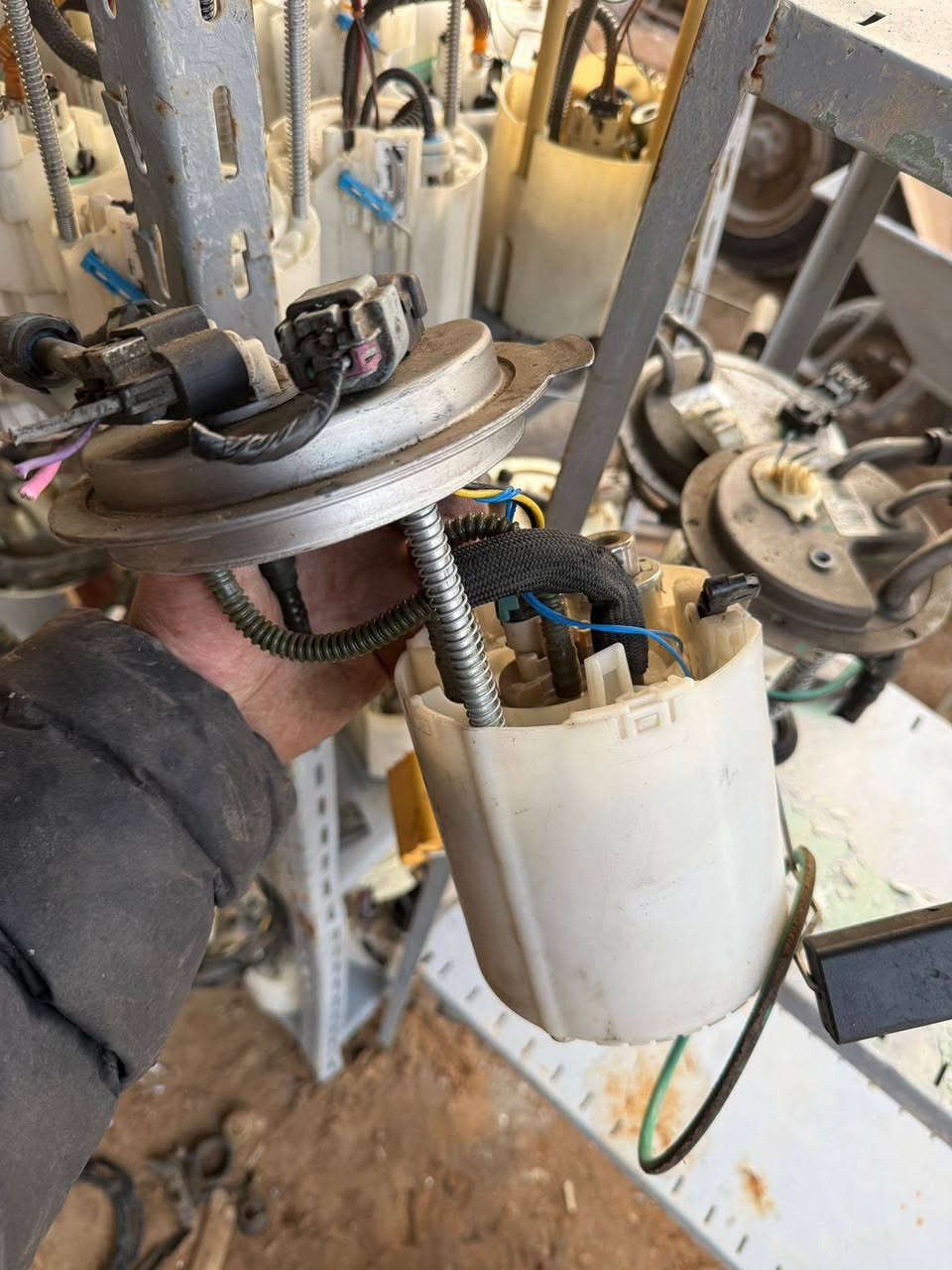 قواعد بانزين تاهو من موديل ٢٠٠٧ الى موديل ١٤ السعر ٨٠ الف  مفرد كميات جمله 
متوفر موديل 
متوفر ٣ بوري فحل 
بابل المسيب 
***********
