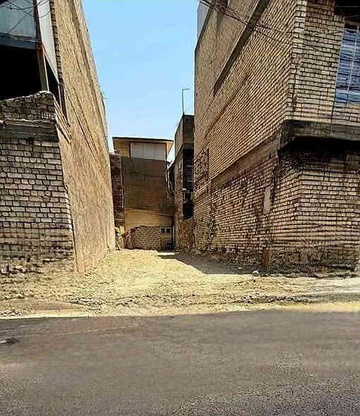 🛑. سلام عليكم للبيع.  قطعه ارض 
🛑. المساحه ١٠٠ متر. جاهزه لبناء محدوله. 

🛑. الواجهه ٥. متر.  والنزال. ٢٠. متر.  

🛑. الموقع.  البنوك قرب جسر البنوك مربع معجنات ماكنتوش 

🛑. لاستفسار اكثر لاتصال على لارقام الهاتف 

***********☎️
