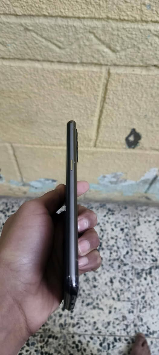 سلام عليكم جهاز كيو ثري برو الذاكره 128الرام8+8بوبجي60فريم شرط الجهاز فقط ابدل شاشه نوعيه زينه بس فقط البصمه ما تشتغل فقط و الضهر بي فطر فقط الجهاز شغال كامل كاميرات فول السعر 75بي مجال مكاني الموصل جانب الأيمن


**إذا كنت صاحب هذا الإعلان وتريد حذفه لأي سبب، رجاءا أرسل رسالة إلى الدعم الفني**