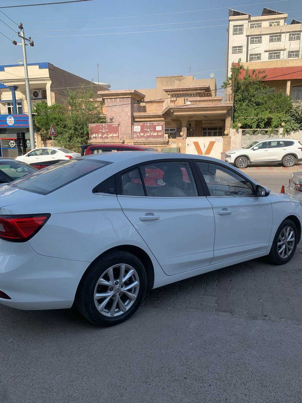 MG , 5 komfort 
Model 2023 

کلین بێ سبوغ 
١ قۆپی بچووک لە دەرگا
مەکینە / V4,15 بێ تۆربۆ 
سەنەوی نوێیە ٢٠٢٨ 
ڕۆیشتن / ٧٠ هەزار کم 

نرخ / ١٠٥$
*********** أربيل, العراق
