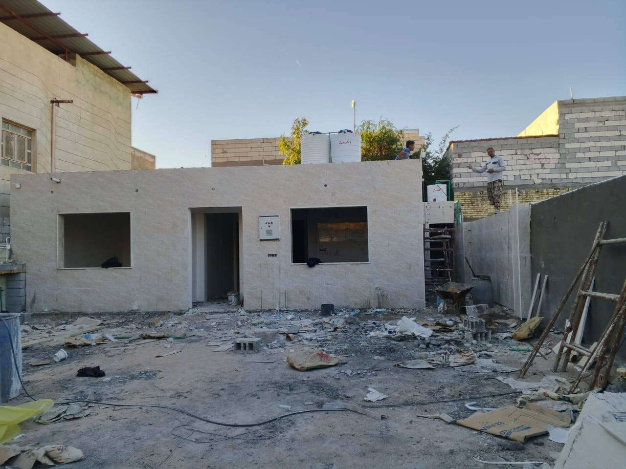 السلام عليكم موجود اسطى الي عنده شغل يتفضل ***********
