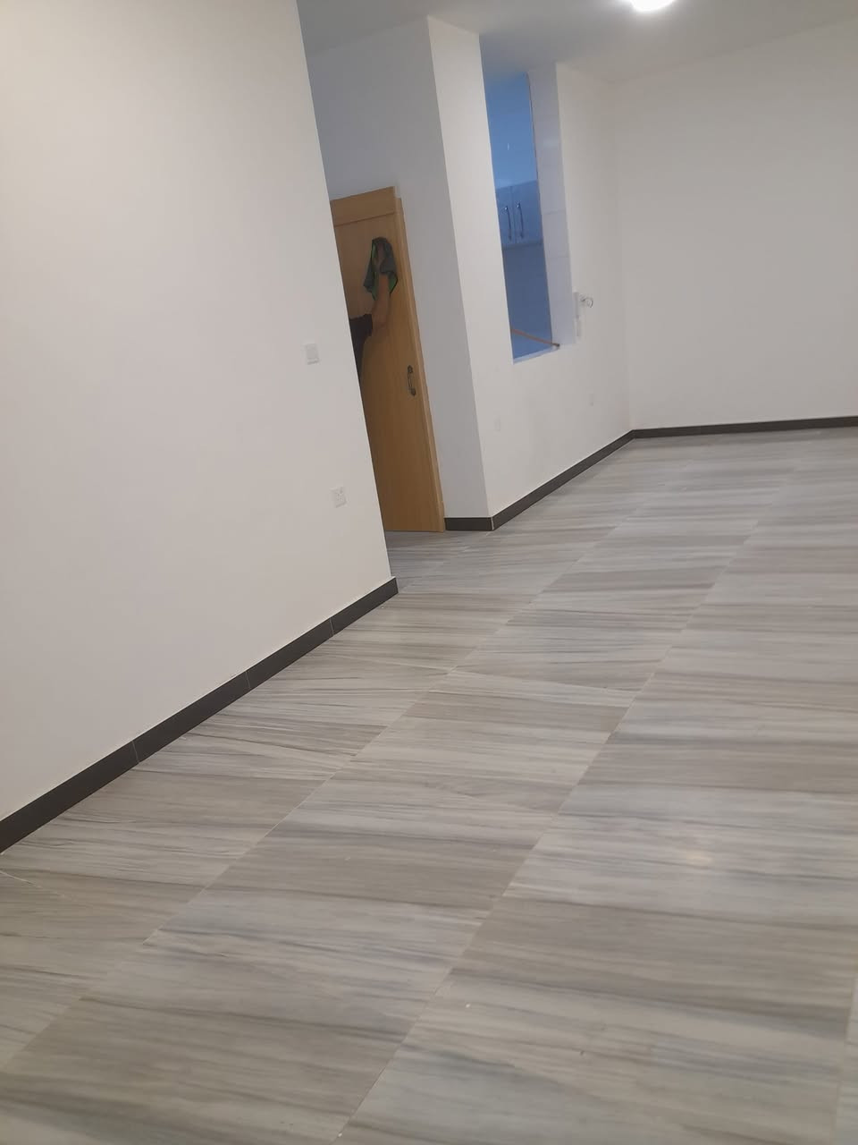 شركه تنظيف المنازل
تعلن شركه تنظيف المنازل
تنظيفها شقه في مجمع ايادي العدل
كادر مختص بلتنضيف 
للحجز والاستفسار 
اتصل عبر واتساب
***********
