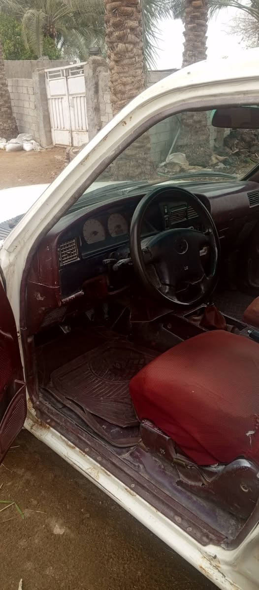 السلام عليكم 
بيكم دير 2006 رقم انكليزي سنوية لل 2030 
حداديه جديده 
تخم تاير جديد 
السياره ماناقصه كلشي وترايك وين مايعجبك 
مكينه وكير واكسن شرط 

مكان السياره نجف / ناحية العباسية 
رقمها انكليزي بابل 
السياره بأسمي مداور ثاني يوم 

للاستفسار الاتصال بالرقم 
***********

ملاحظة : ع الفيس والماسنجر ما ارد لحد يتصل عليه غير على هذا الرقم رحم الله والديكم 

السعر 33 وبيها مجال للشراي 
اتصل وتدلل
