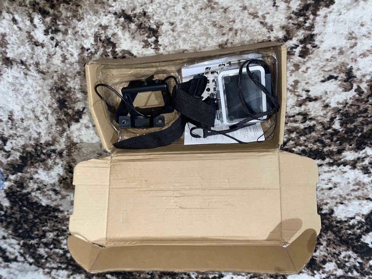 للبيع كاميرا مغامرات 
بعدها جديدة 
قيم سعر واخذها


**إذا كنت صاحب هذا الإعلان وتريد حذفه لأي سبب، رجاءا أرسل رسالة إلى الدعم الفني**