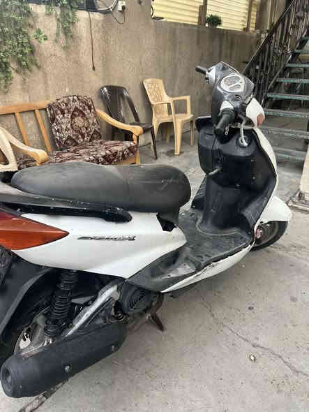 السلام عليكم سكنس نثيه للبيع السعر ٣٢٥ وبيها مجال تفاصيلها بلفديو 
للأستفسار***********
