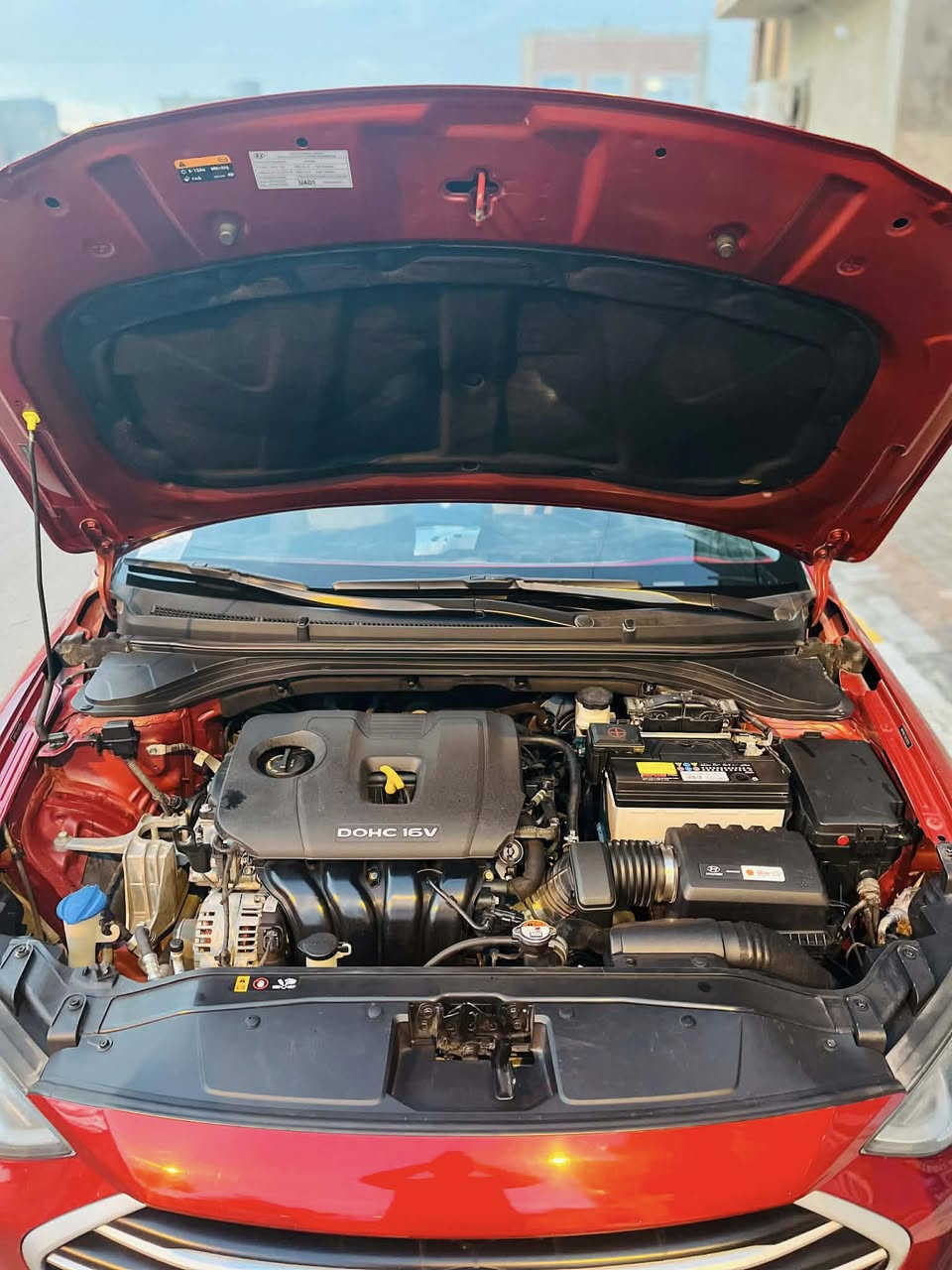 السلام عليكم النترا 2018 للبيع كلين تايتل  بدون حادث سياره خير من الله مكينه كير صدر تبريد تدفئه كله عل فحص سياره اي شي ممفتوح كفاله من الدعاميه للدعاميه برغي مامفتوح بيهه سياره بسمي تحويل ثاني يوم السعر 138 وبيها مجال للشراي العنوان بغداد رقم الهاتف ***********
