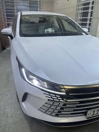 2025 مكفوله من الشخط ماشيه 2000 فقط السعر 19500  07732385994