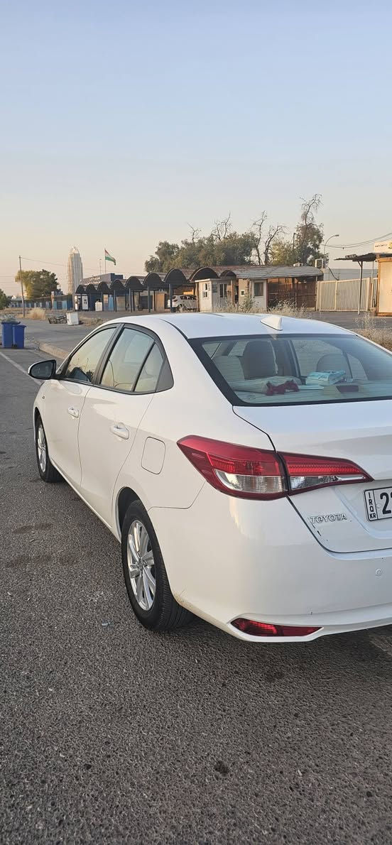 یارس مۆدێل ٢٠٢٢ شریکە جیهان
یەک بست ساردی هەیە وێنەکەم داناوە 
گێر و مەکینە و تەبرید بەشەرت
تحویل و بەناو کردن بەشەرت
*********** أربيل, العراق
