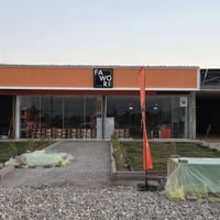 منظومة شمسية • لوح لونجي ٦٢٠ واط • بطارية ليثيوم ١٠ كيلوواط