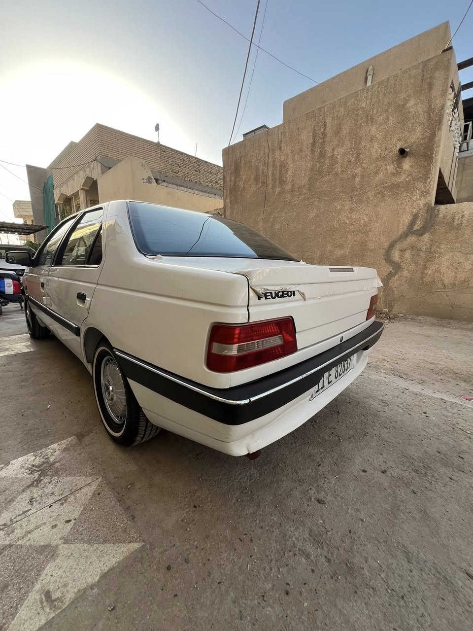 السلام عليكم
للبيع بيجو ٤٠٥ لميس ٢٠١٢ 
كير ومكينه جدد 
تبريد شغال 
تخم تاير جديد 
جاهزه ع اخر حبايه 
بيها بارد بخشم الجاملغات 
ومعمره الدواير 
مكاني بابل مركز 
*********** 
السعر ٤٣ وبيها مجال
