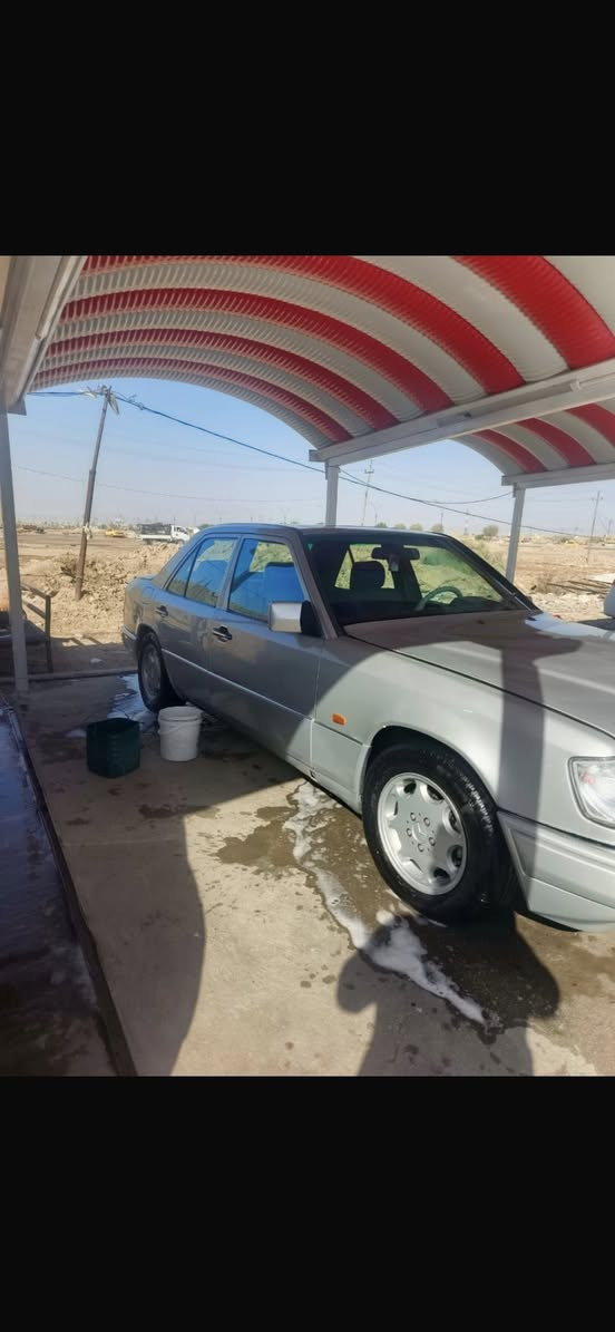 من رخصة الادمن
السلام عليكم 
مكلف بل نشر غير متواجد على الفيس 

سياره مارسيدس ٨٨ لون رصاصي فضي 
سنويه ل ٢٨ رقم بغداد دولي 
بسمي تحويل ثاني يوم 
 مصبوغه صبغ عام للجماليه
مكاني ذيقار الشطره 
للستفسار *********** اتصل وبيك خير وتدلل
