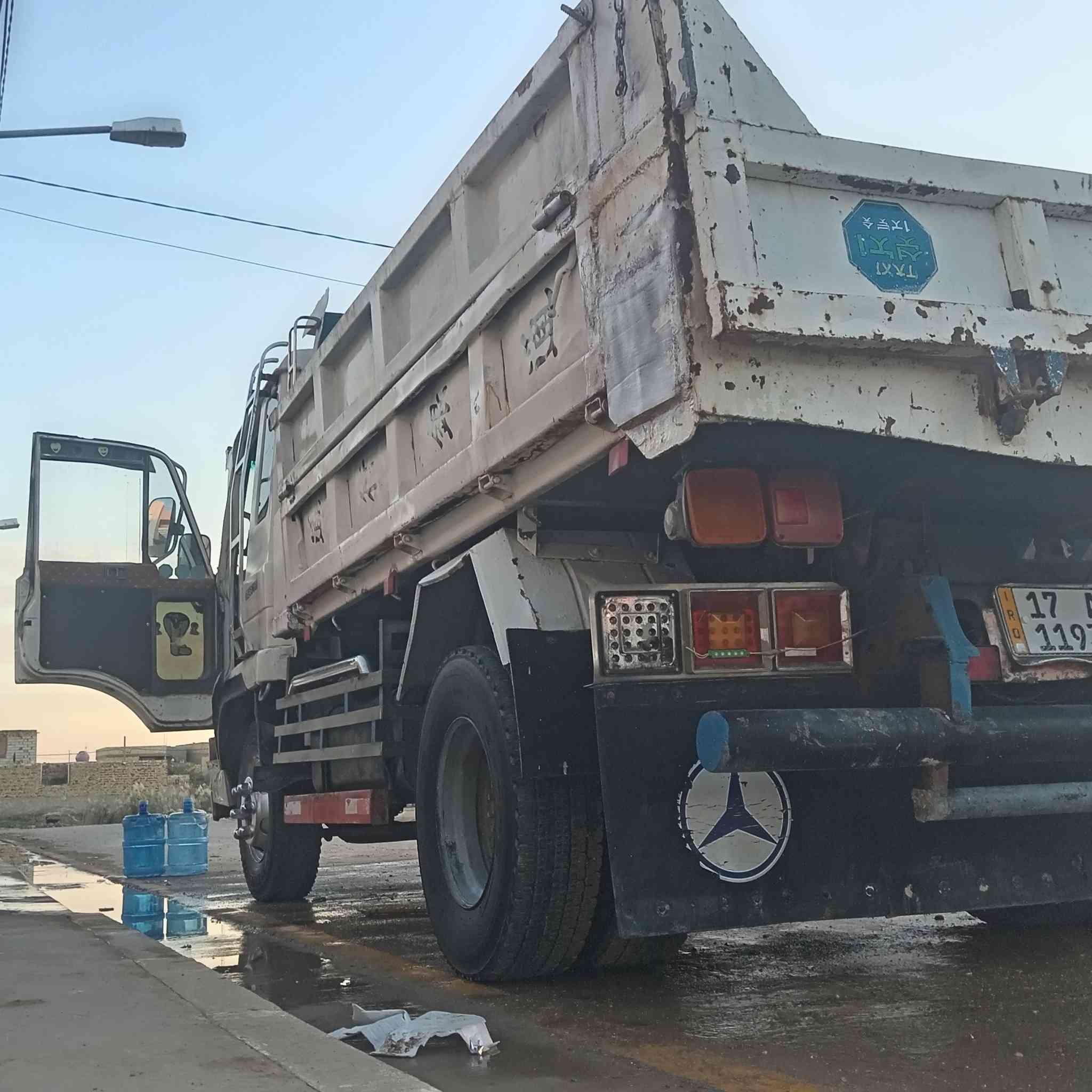 نيسان عظم رقم دولي السعر 75 مكانه الديوانية *********** رحمه للحسين اذا موشراي لاتخابر  وتكول امسح المنشور
