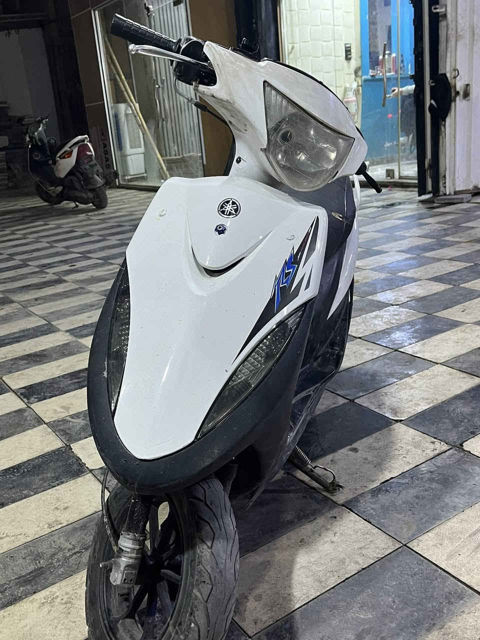 السلام عليكم ماكس عدله للبيع أو مراوس دراجه كلشي بيه الدراجه بس مجفته شغل نضيف قيم وأخذ التصال عله هاذه الرقم ***********
