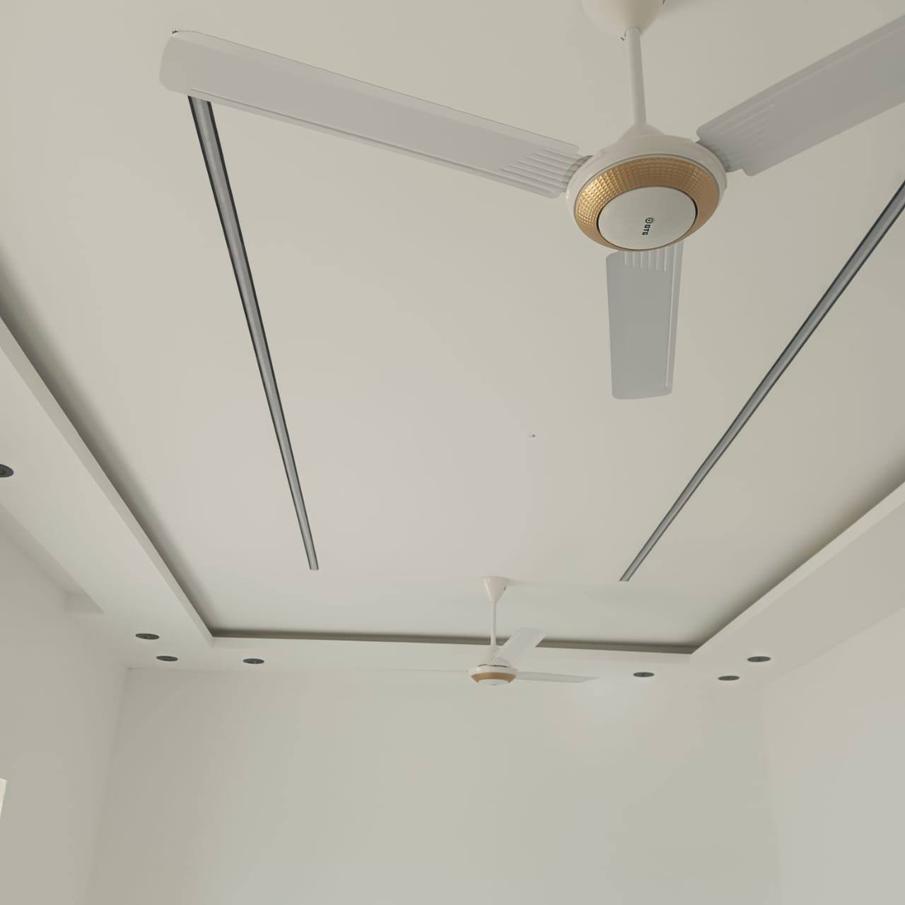 كادر ديكورات جبس بورد  كافه الديكورات واسعار تنافسيه 
عمل درجا اولا.   تصاميم حصريه   سعر المتر  25  بس للديكور.   تواصل واتساب  ***********
