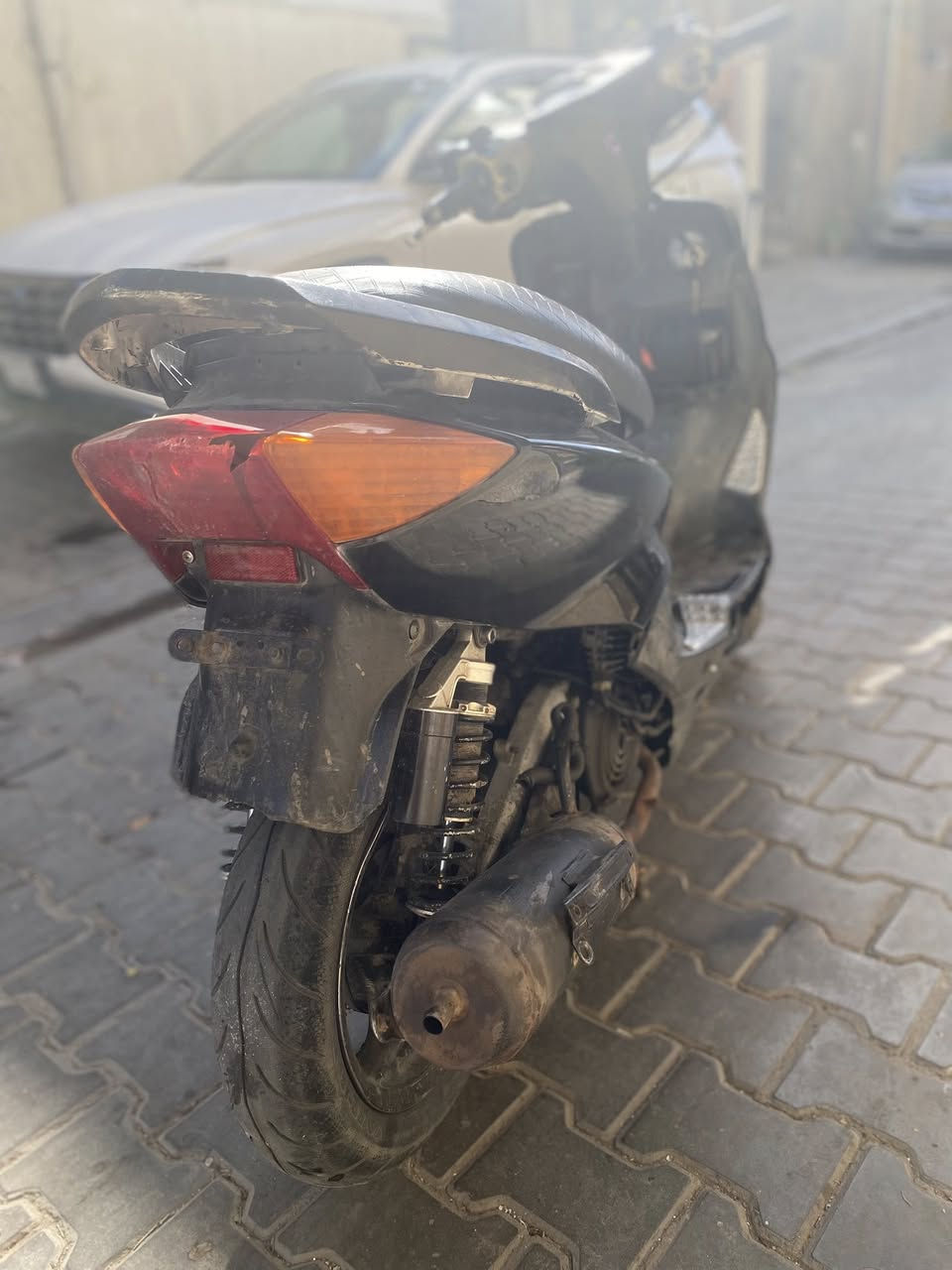 سكنس 140 بيه تزويد مكينه ناعمه دراجه تشتغل وتطفه أبيع كوم حديد ٢٠٠ أو مراوس بماكس عدله بغداد  القاهرة ***********
