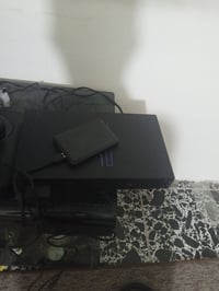 مهكر • ٣٠٠لعبة • ملحقات