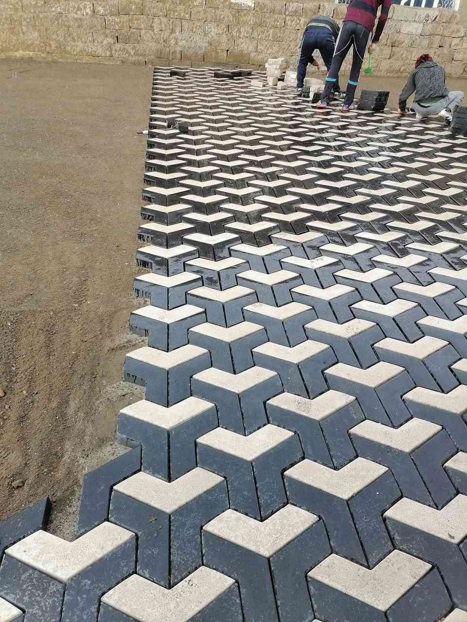 بسم الله الرحمن الرحيم
عمل المقرنص وبناء ساقية وبناء كرمستون وبناء كابات حدائق يتوفر معنا افضل خلفات للعمل
تواصل معنا عبر واتساب ***********
