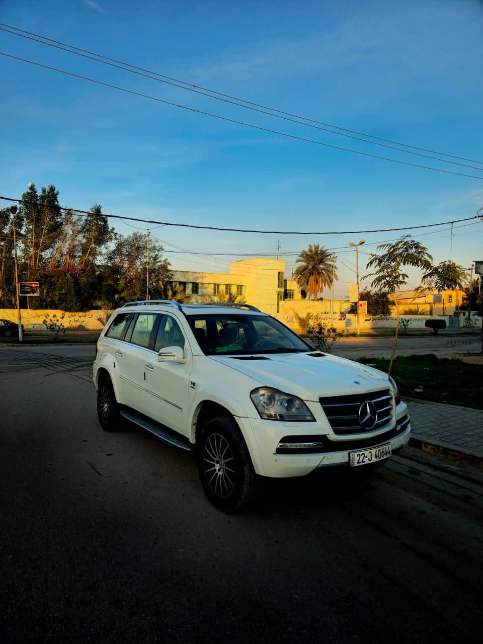 سلام عليكم للبيع مرسيدس gl500 موديل 2012  وارد خليجي 7راكب  رقم  اربيل الجديد مكفوله كفاله عامه من كلشي محركها بلادي 8سلندر تنفس طبيعي وفول مواصفات وكشنات جلد وشاشات خلفيه و العنوان نجف الأشرف السعر 165 وبيها مجال 
رقم الهاتف ***********
