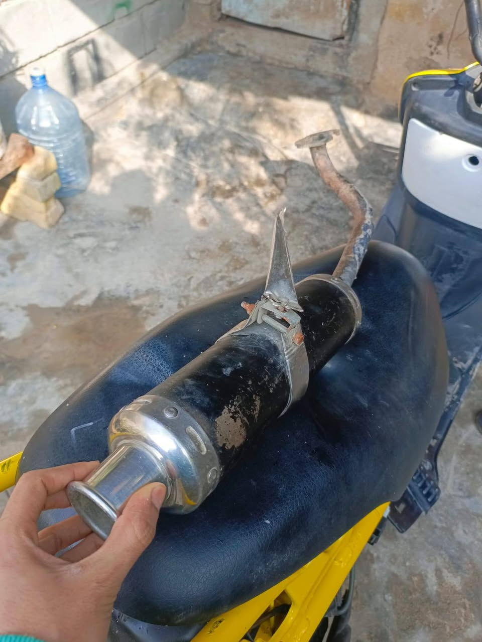 السلام عليكم كزوز ستين عام  رياضي صوت عالي سعر 30 قفله مكان لبصره زبير رقم  ***********رجائآ مو شراي لا تعبني
