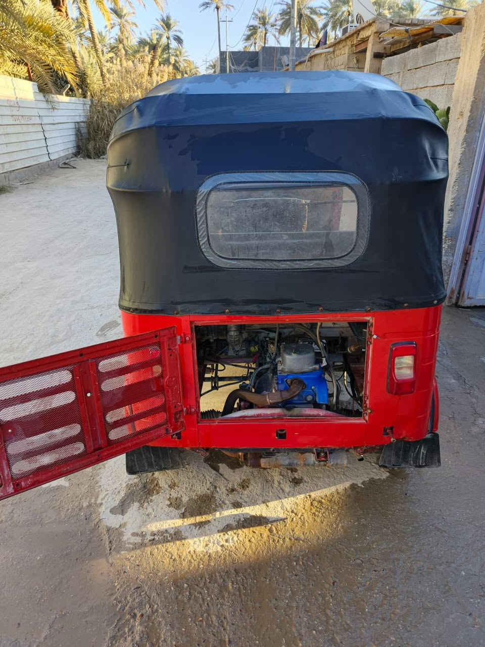 سلام عليكم ورحمه الله وبركاته اخواني دكتك مدل 18 أوراق ‏‪0772 460 9406‬‏كربلاء طوريج السعر مليونين وبه مجال
