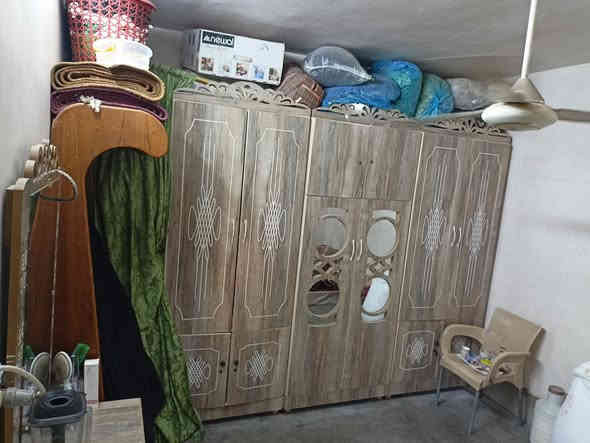 دار 100 متر مع 400 متر ارض للبيع 

اثنين هن سعر 27 مليون وبي مجال  

         نوع العقار بلديه 

خدمات قريب على سيدين اسرا قريب

 على جامع العدل قريب عن مدرسه 

ماء يوميه يجى ساعه كهرابه انترنت موجود

عنوان اسرامفقودين  سايدين قرب جامع العدل 

يمكنك تواصل على رقم موبايل ***********
