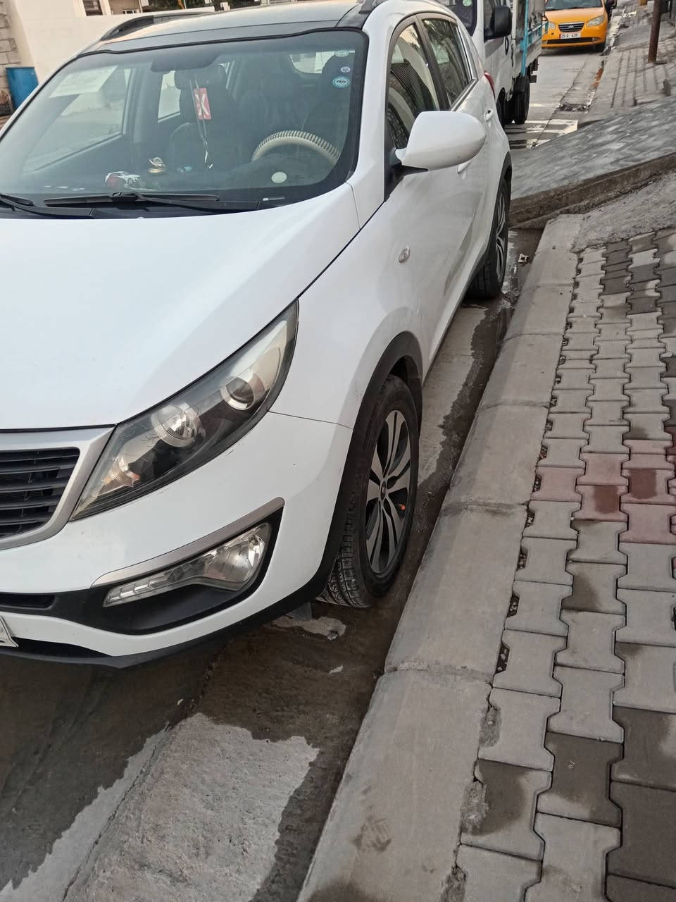 سلام عليكم
كيا سبورتج موديل ٢٠١٤
موصفات تحكم ستيرن جهتين
بنوراما رقم سليمانيه سنويه جديده
مكان السياره كركوك
***********
