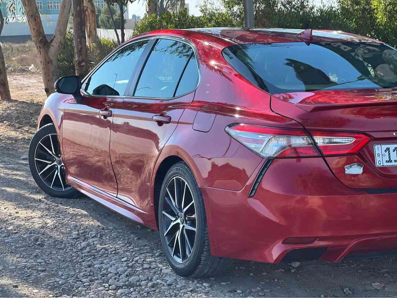 كامري se 2019 
كامري ٢٠١٩ SE لون احمر دم الغزال بانزين فقط ماشية ١٣٩ ml
رقم بغداد الدولي سنوية وهزة جديدة #باسمي 
محرك ٢٥٠٠ الضرر موضح بالصور مع السونار 
كشنات جلد 
*شفتات بل الستيرن جام اوتو 
*كرسي السايق كهربائي
*الداخل كلش نضيف
السعر ١٥٥$ 
مكان السيارة ديالى 
رقم الهاتف *********** بلاد, صلاح الدين
