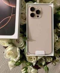 ١٦ برو  ماكس تك  شرق اوسط  غراض كامله  بطاريته ١٠٠ بيع او مروس مكفول م...