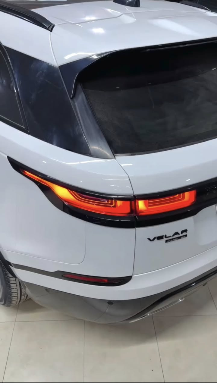 السلام عليكم
رانج روفر فيلار 2019

R-Dynamic se p340 

V6 supercharged ✈️🔥

اعلى مواصفات الرانج 

سعرها بلاشش🔥

المواصفات 

جكات ( ٣ وضعيات)

حساسات 360 درجة

رادارات 360 درجة

نظام فرملة طوارئ

عدسات Led متحركة 

7 وضعيات قيادة 

كشنات تدفئة تبريد 4 مقاعد

جنطة شفط 

تحديد مسار 

تدفئة ستيرن 

قيادة ذاتية 

خزن ميموري ٣ وضعيات 

سماعات نظام صوت مريديان

السيارة عليها باج تظليل 80%  (صلاحيته بعدلها ١٠ اشهر)

السيارة فول مواصفات

السيارة وارد امريكي فقط pdr بسيط جداً بباب السكن

وصور السونار موجودة وجاهزة ع اخر حبابة 

مكان السيارة بابل

***********

السعر 335 ورقة وبيها مجال بسيط
