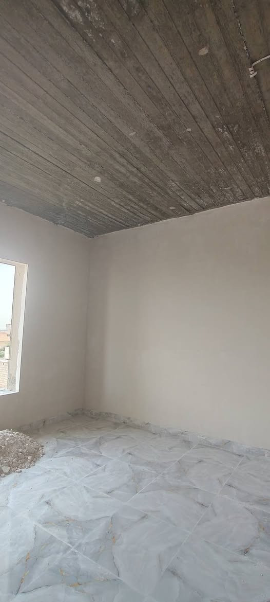 متواجد في عنگ الهوه يم بيت الأخ عامر الجميلي على من يرقب بلعمل واليحب يجي يشوف الشغل ب عينو أني حاضر اشتغلت بيوت عديده في عنگ الهوه اتصال ودلل ***********....***********
