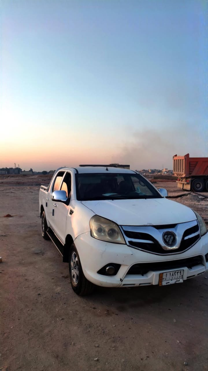 سلام عليكم
بيكم فتون2016
رقم المثنى
 سيارة كلش نضيفه
 محرك جديد قبل يومين من شاده
جام شغال محرك كير
 محرك خير من الله 
 سعره 65وبيه مجال
***********
