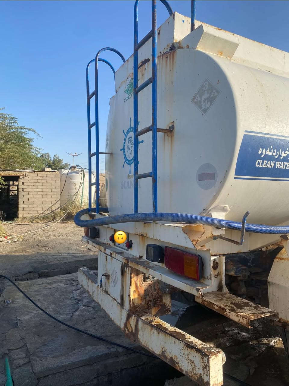 سلام عليكم سكانيا 1991 دخول جديد هزاز  بعد بس استلام الوحات (سعر١٤٠بيها مجال) كير 5*5 تانكي 16 الف حديد عنوان ناصريه قضاء البطحاء رقم/***********
