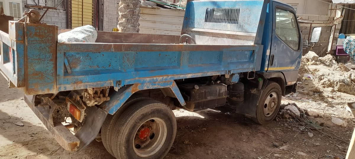 السلام عليكم كنتر للبيع موديل ٩٧ رقم انكليزي بصره تحويل مباشر مكفوله مكينه كير حداديه شاصي بدي قماره كله مكفول السعر ١٢٠ وبيه مجال مكاني كربلاء ***********
