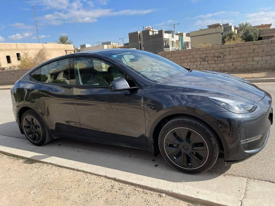 تسلا مودل واي موديل 2024
لونج رينج دبل ماطور 

اون لاين ماشية 7000 ميل 

💎 ســعــر ✅ ::  23500

الضرر بسيط جدا 

تبديل باب خلف السائق  

مع بارد بسيط بالجاملغ الخلفي 

مرقم كامل بغداد تحويل مباشر

مكان السيارة بغداد 

رقم الموبايل::::- ***********
