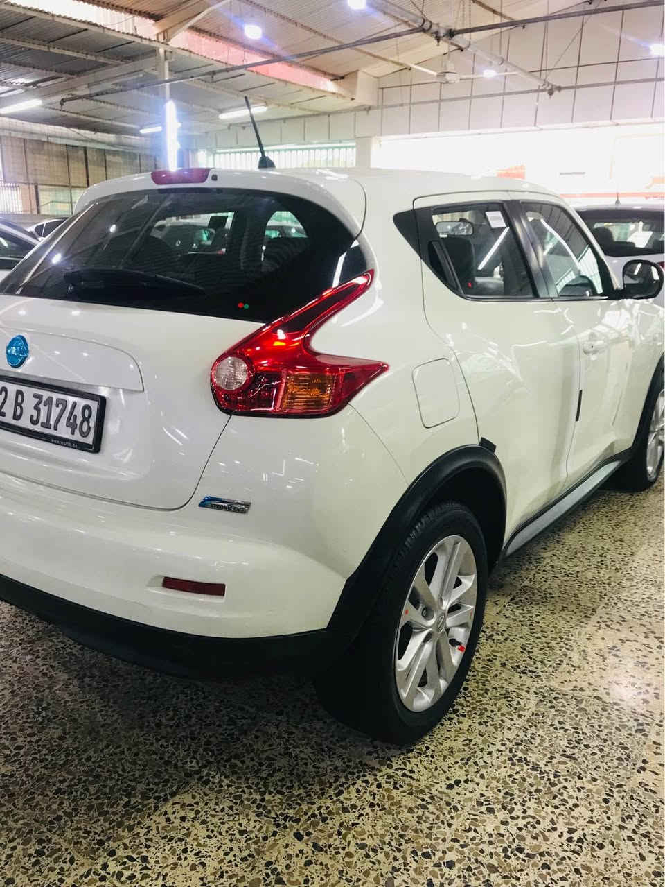 نيسان جوكى مؤديل 2012يه ك پارچه سبوخ دوسئ جيكاى ته حديله سه ياره يه كى زؤرجوانوخاوينه يه ك ده ست بووه 76هه زاررؤيشتيه كيرومه كينه به شه رت ره قه موسه نه وى نوييه سعر104كه ميك مه جال موبايل *********** أربيل, العراق
