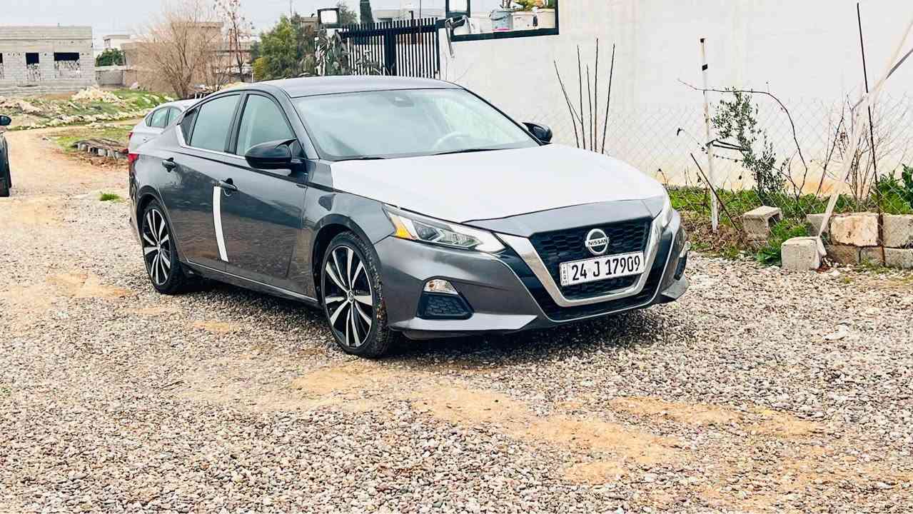 نیسان ئالتیما مودیل 2022ئەمریکی
مواسفات SR رەنگی نەفتی مەرغوب
سیارەکی زورجوانە یەک دینار مەسروفی نیە
بونیتی سبوغە جملغ کەمێک ساردەکوت
داخلی زەربەی نیە قرجێکی زورکەمی هەیە
سونەرم داناوە ئێرباگ بەس سوکان سیستەم
90میل رویە گێرومکینە بەشەرت بێ کرانەوە
تحویل وەکالە غرامە بەشەرتە بەناوی خومە
سعری 145$شوێن هەولێر ژم*********** أربيل, العراق
