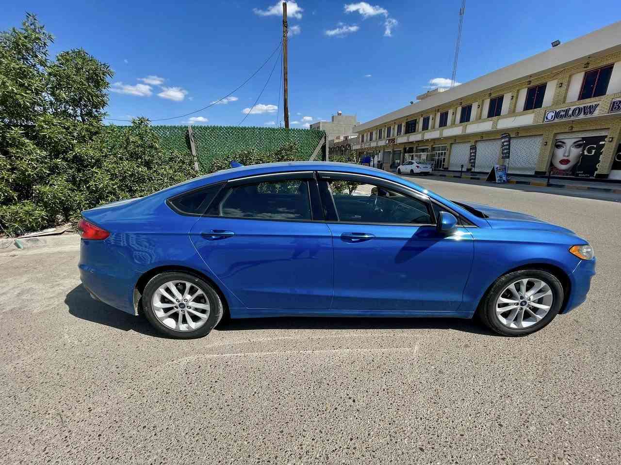 Ford fusion 2020
•  محرك 1500 EcoBoost (اقتصادي وقوي)
• الممشى: 150 ألف كم (كتلوكات الشركة بيها وكارت كود الباب ).
• السيارة مكفولة من الصبغ والبارد (عدا تعديل بارد بسيط جداً بالصندوق والجاملغ الخلفي لجهة السائق مع صبغ طرف الجاملغ فقط).
• السيارة "بجم كبس": ولا برغي مفتوح، والايرباكات سليمة 100%.
وبدون دواخل ولا شواصي 
•مخرج كهرباء 12v بالدعامية الامامية 
المواصفات 
✅ رادارات كاملة (أمامي + جانبي) وتحديد مسار.
✅ كشنات تدفئة وكهرباء + تبريد قطعتين.
✅ نظام Sport + نظام Auto Stop لتوفير الوقود.
✅ الصيانة: تخم تايرات 2025 جديد + بلكات وفيول بمب Motocraft أصلي 
✅ حماية نانو سيراميك (6 أشهر).
📍 المكان: بغداد - الشعب.
💰 السعر: 135 ورقة (وبيها مجال للشراي )
📞 للتواصل: ***********
