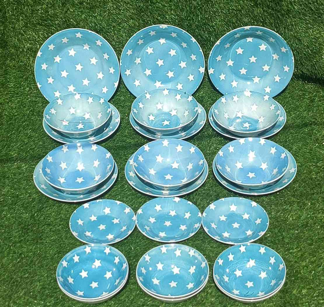 سيت فرفوري كامل 24قطعه 
الوان جذابه تناسب ذوقك الجميل 
3مناسف
6مواعين تمن
6كاسات مرك كبيره 
6كاسات مرك وسط
3ماعون حلاوه 
بسعر مناسب 
لجميع محافضات العراق


**إذا كنت صاحب هذا الإعلان وتريد حذفه لأي سبب، رجاءا أرسل رسالة إلى الدعم الفني**