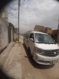 سياره فتون موديل 2010 للبيع مكينه جديده مال حاويه قبل شهرين شديته دوشم...